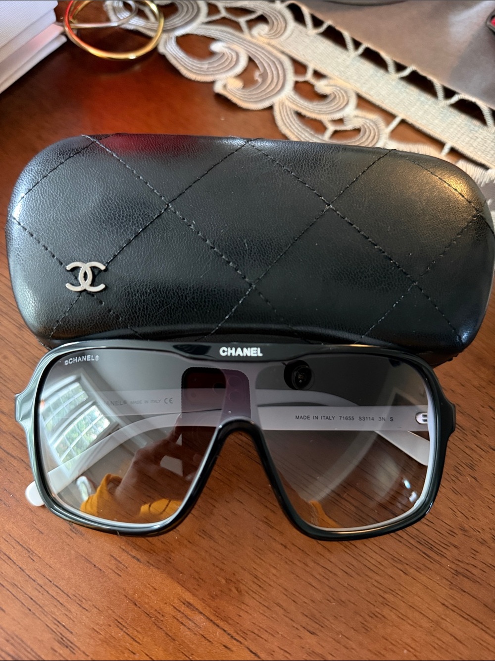 Black Sunglasses with Quilted Case